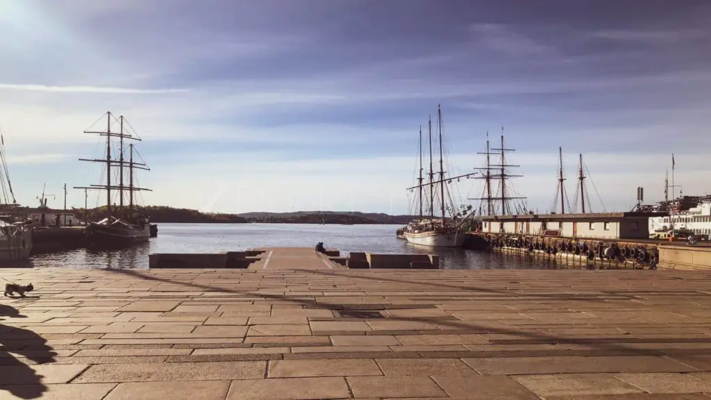 what-to-see-in-oslo-oslo-harbour-1536x864