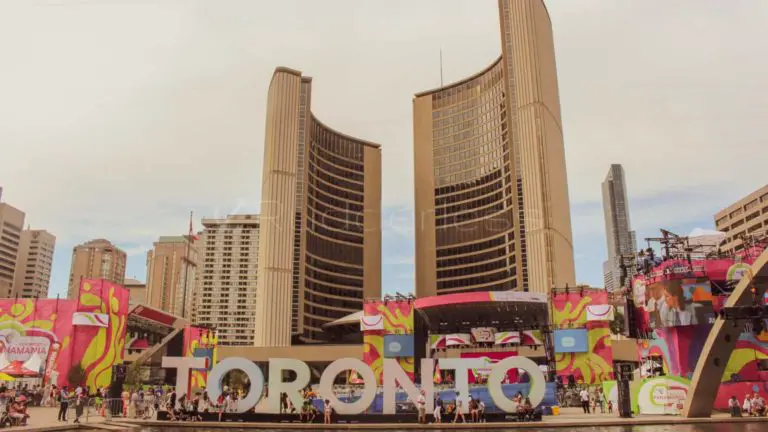 Toronto Budget: How Much Does It Cost To Go To Toronto?