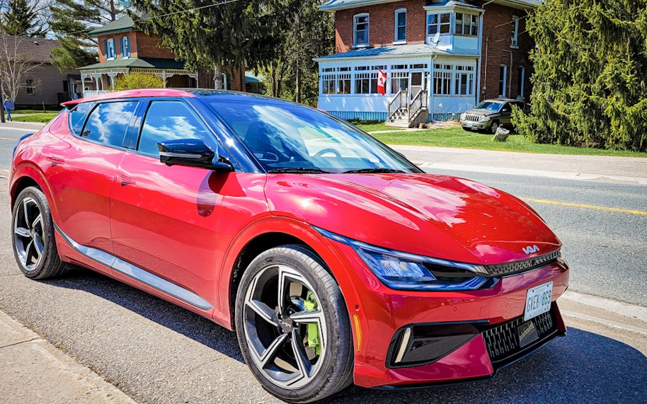 electric cars in ontario