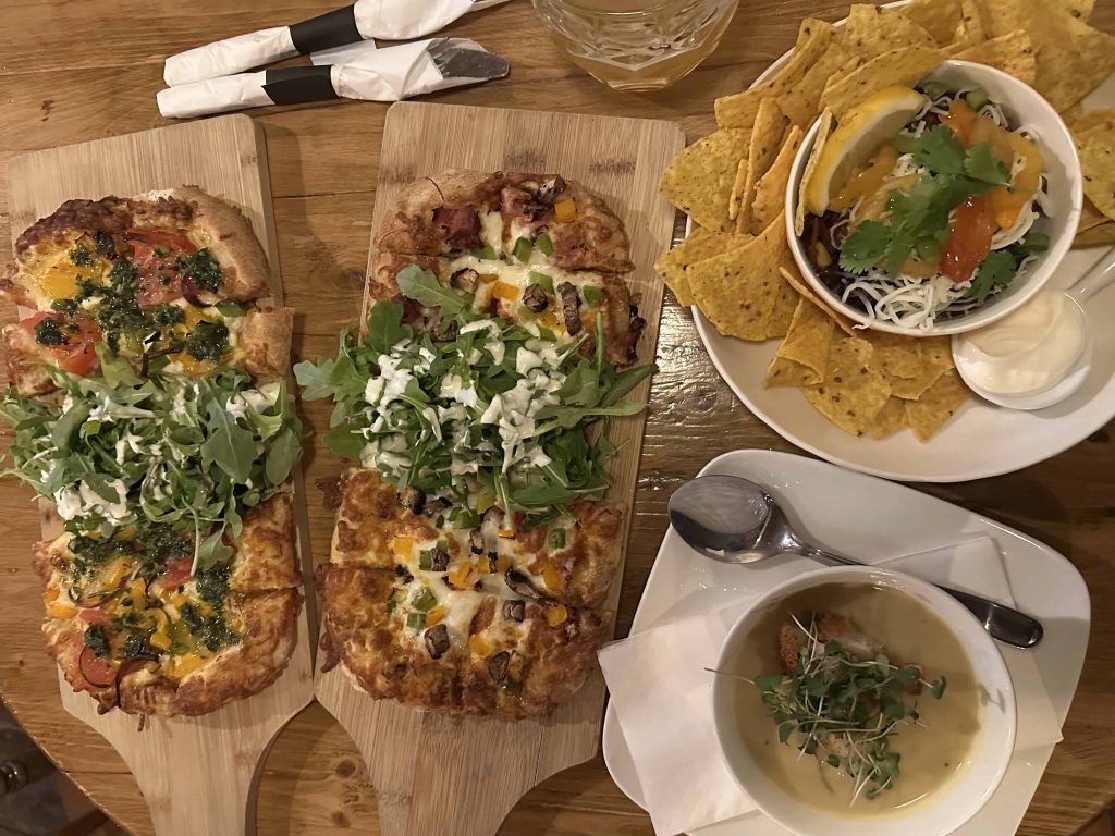 restaurants in saguenay-lac-saint-jean