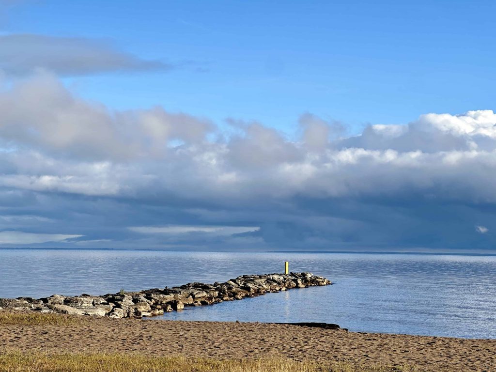 where to stay in lac st jean